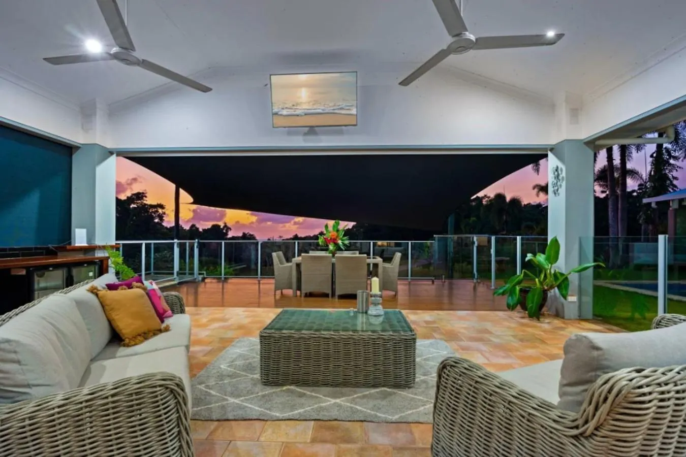 Holiday home Tranquility Grand Bedroom Retreat Mission Beach